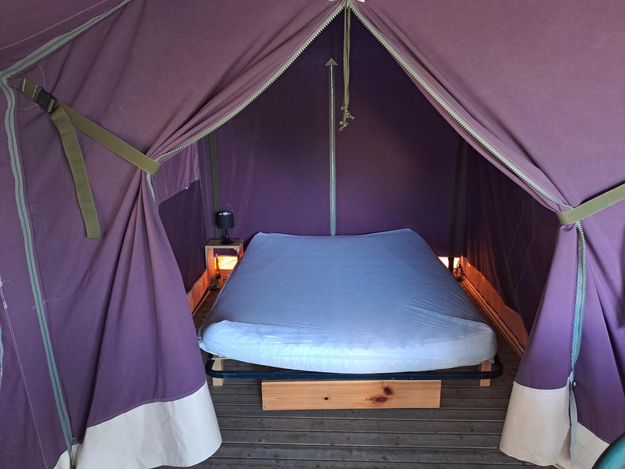 Camping Le Bois Jahan Brunelles Eksteriør bilde